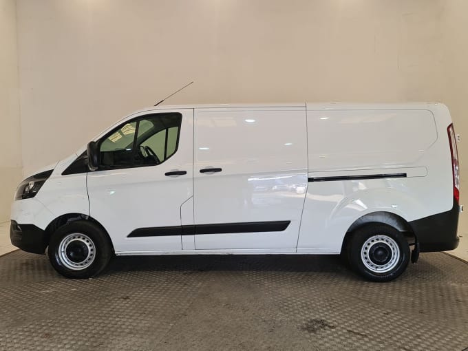 2024 Ford Transit Custom