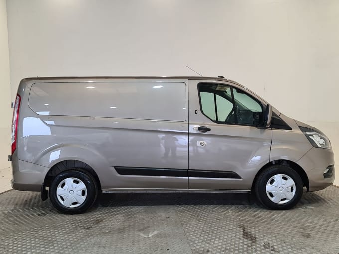 2024 Ford Transit Custom