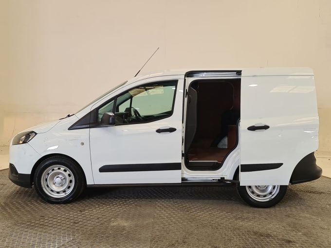 2024 Ford Transit Courier