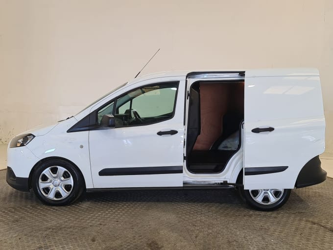 2024 Ford Transit Courier