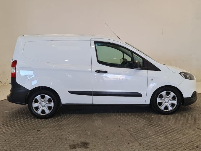 2024 Ford Transit Courier