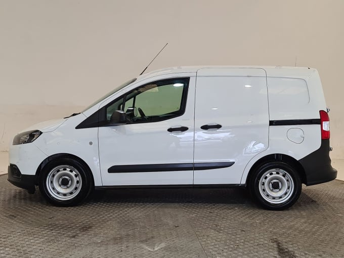 2024 Ford Transit Courier