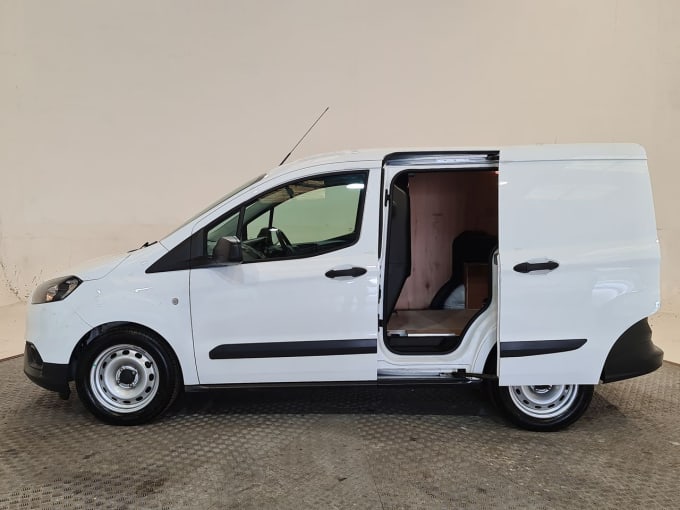 2024 Ford Transit Courier