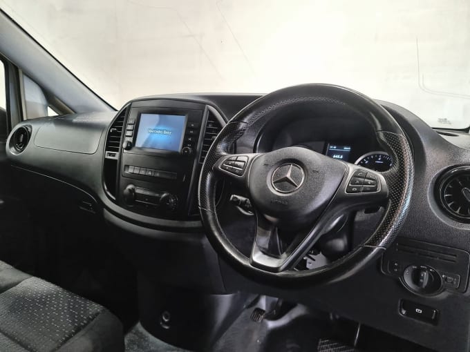 2024 Mercedes-benz Vito