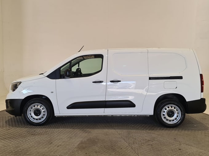 2024 Vauxhall Combo