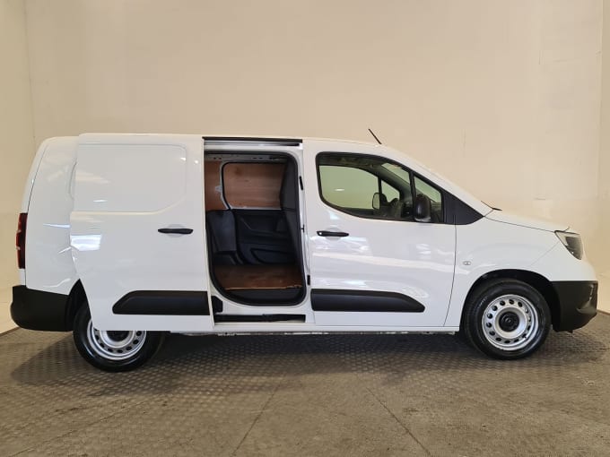 2024 Vauxhall Combo