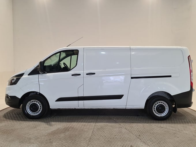 2024 Ford Transit Custom