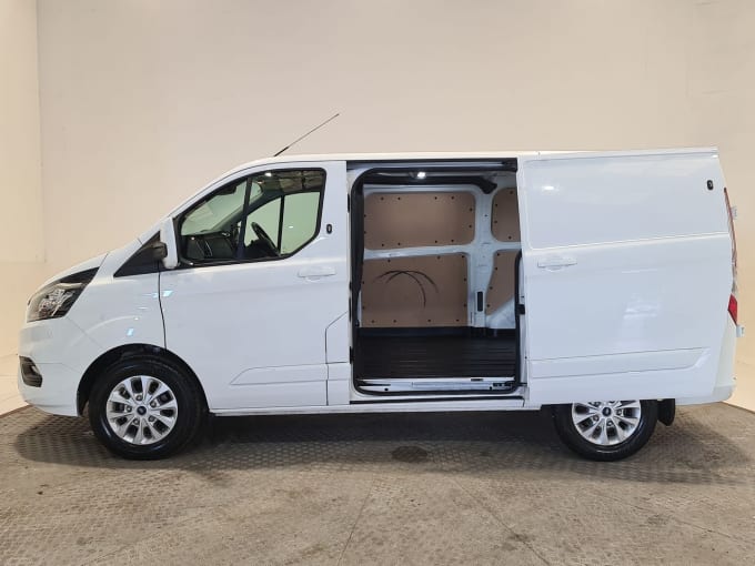 2024 Ford Transit Custom