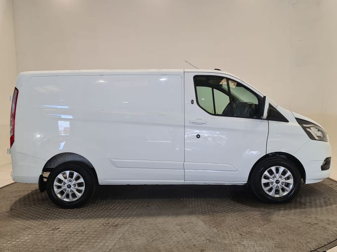 2024 Ford Transit Custom