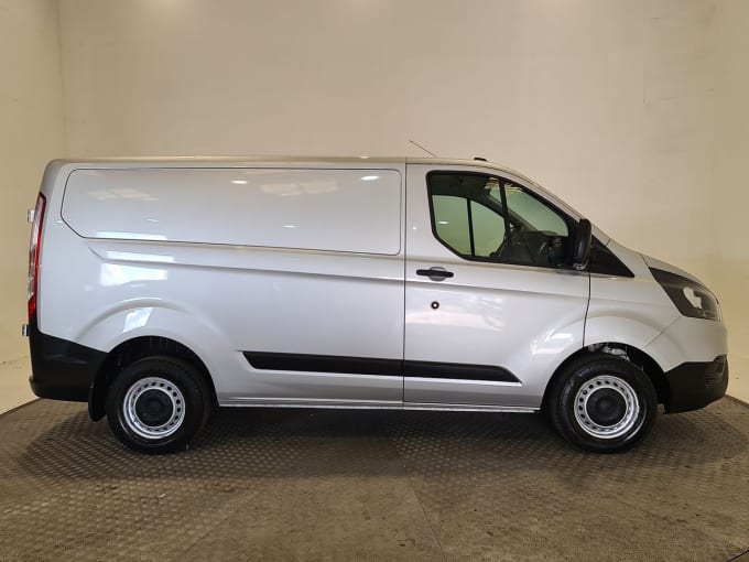 2024 Ford Transit Custom