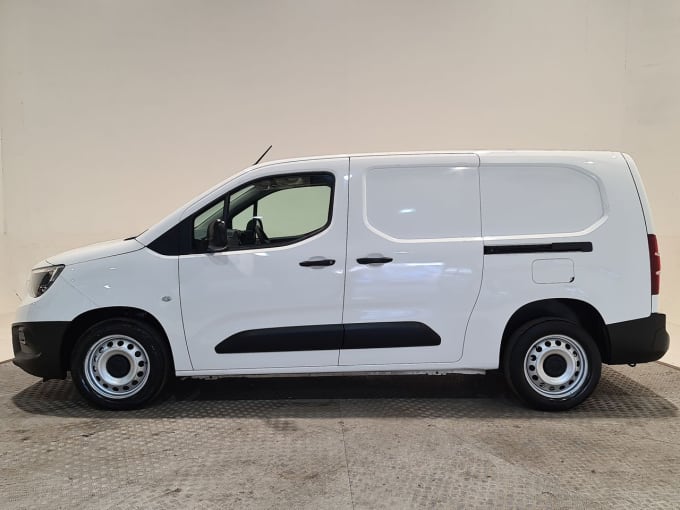 2024 Vauxhall Combo