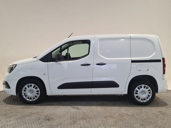 2025 Vauxhall Combo