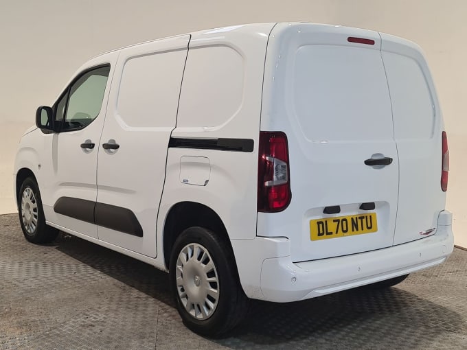 2025 Vauxhall Combo