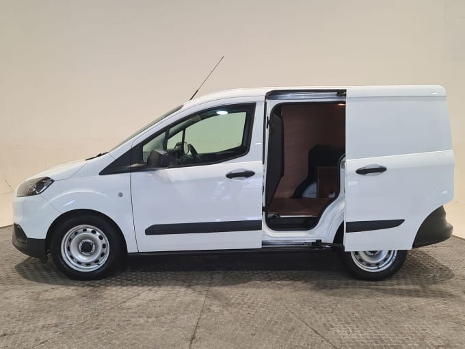 2024 Ford Transit Courier