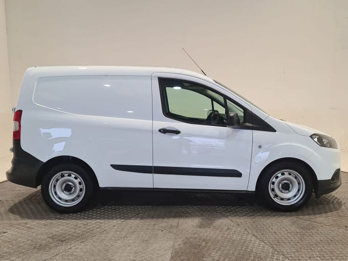 2024 Ford Transit Courier