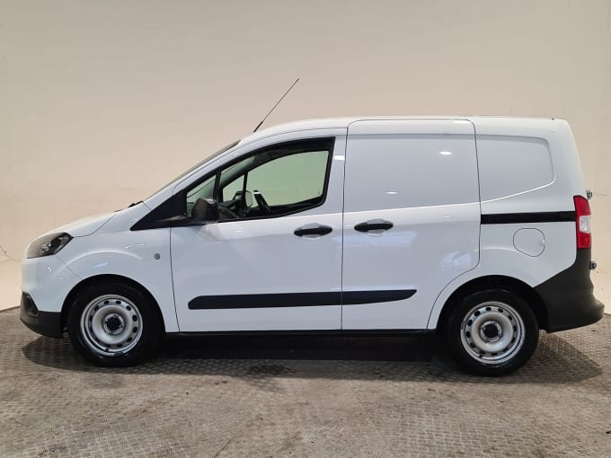 2025 Ford Transit Courier