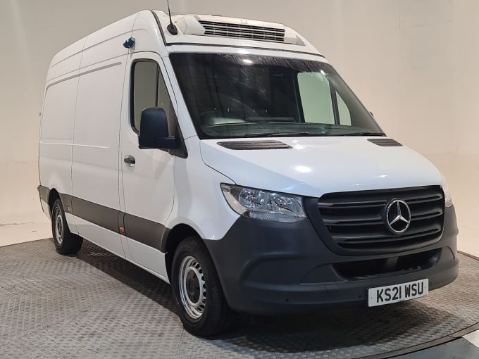 2025 Mercedes-benz Sprinter