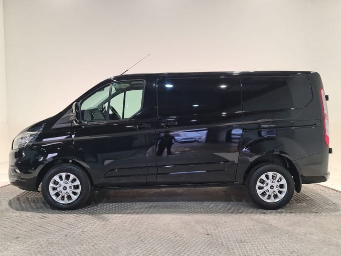 2025 Ford Transit Custom