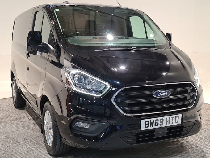 2025 Ford Transit Custom