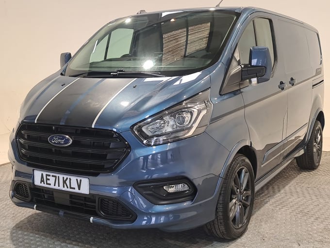 2025 Ford Transit Custom