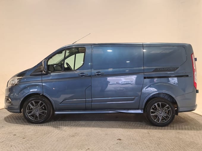 2025 Ford Transit Custom