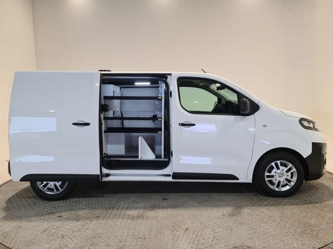 2025 Vauxhall Vivaro