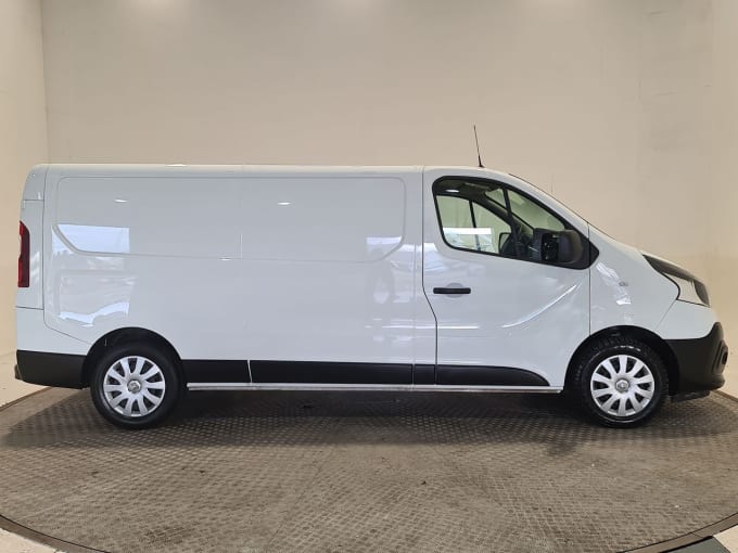 2025 Renault Trafic