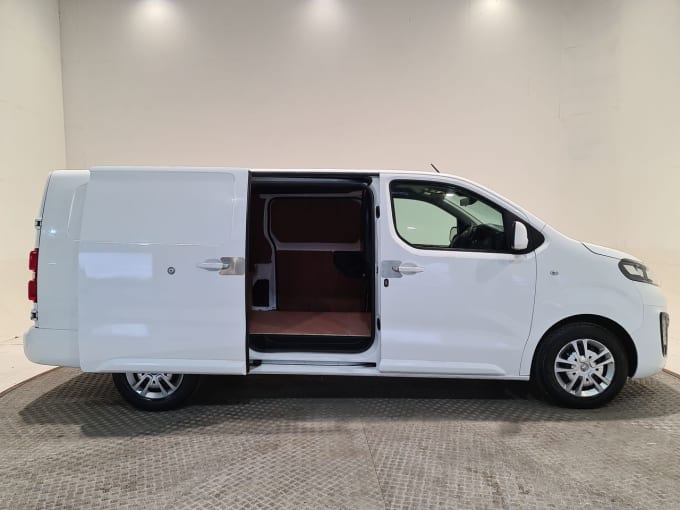 2025 Vauxhall Vivaro