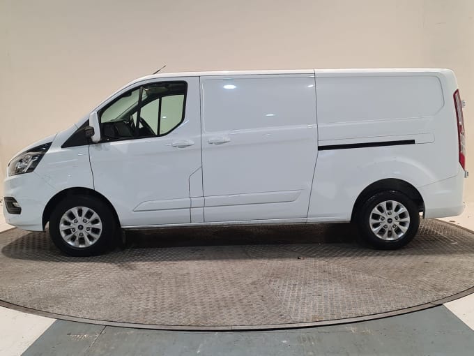 2025 Ford Transit Custom