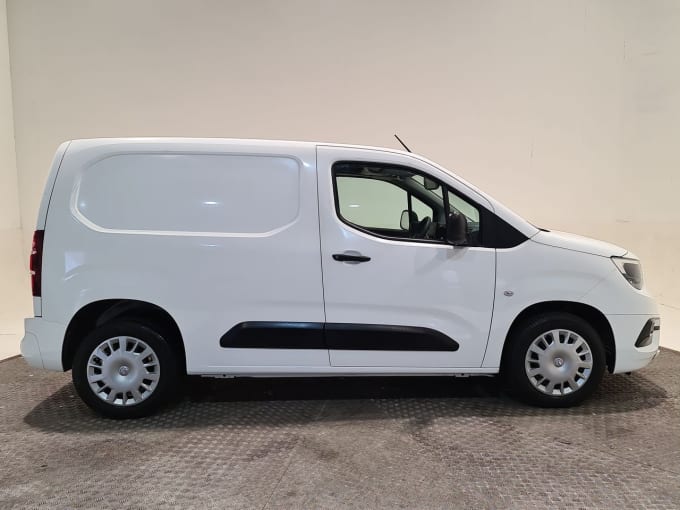 2025 Vauxhall Combo