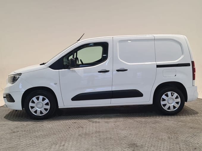 2025 Vauxhall Combo