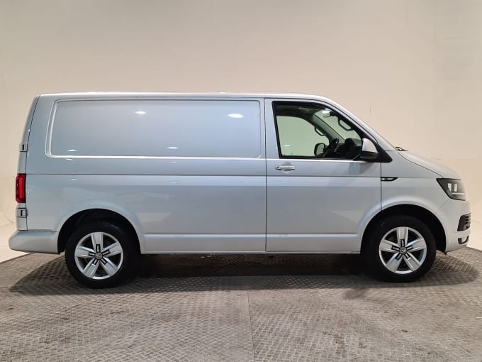 2025 Volkswagen Transporter