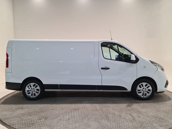 2025 Renault Trafic