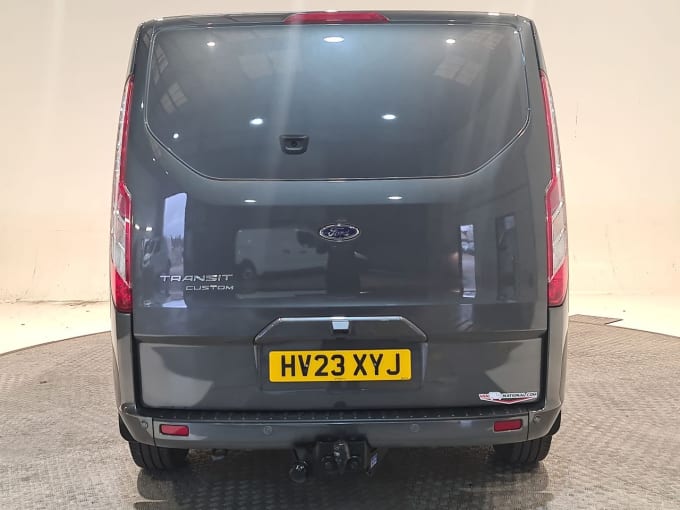 2025 Ford Transit Custom