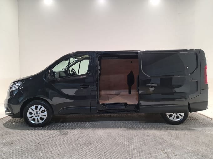 2025 Renault Trafic