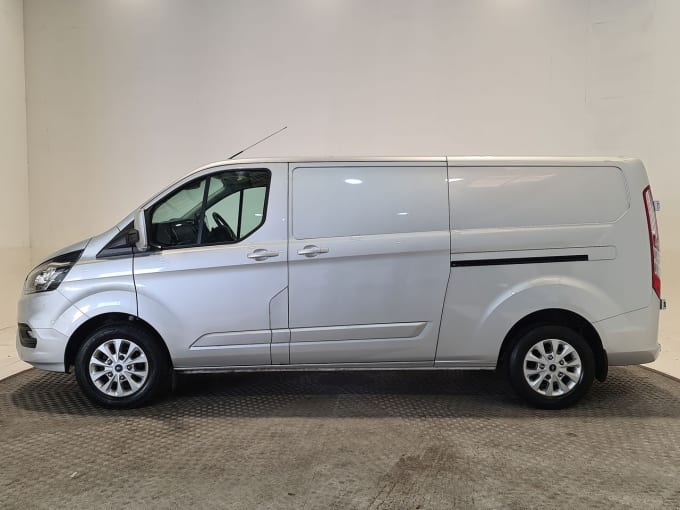 2025 Ford Transit Custom