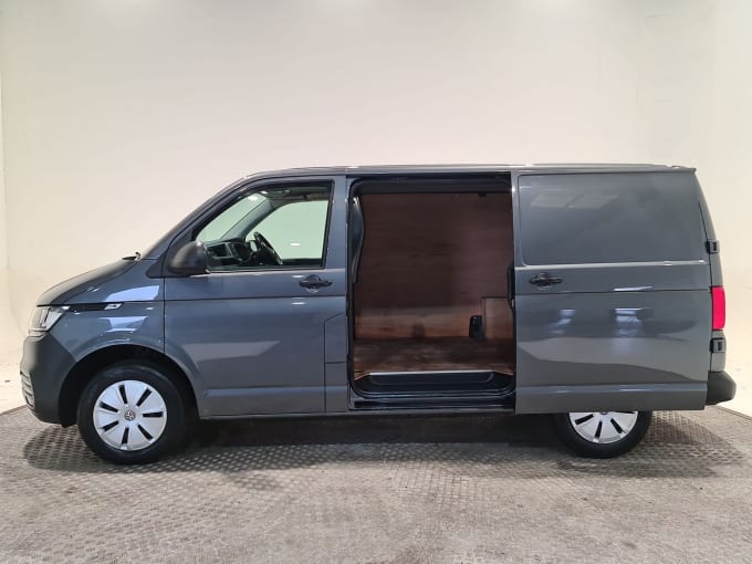 2025 Volkswagen Transporter