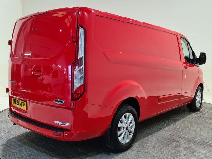 2025 Ford Transit Custom