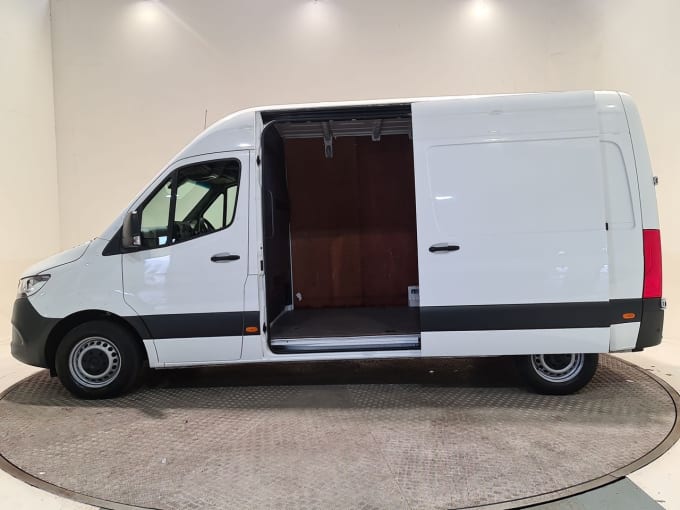 2025 Mercedes-benz Sprinter