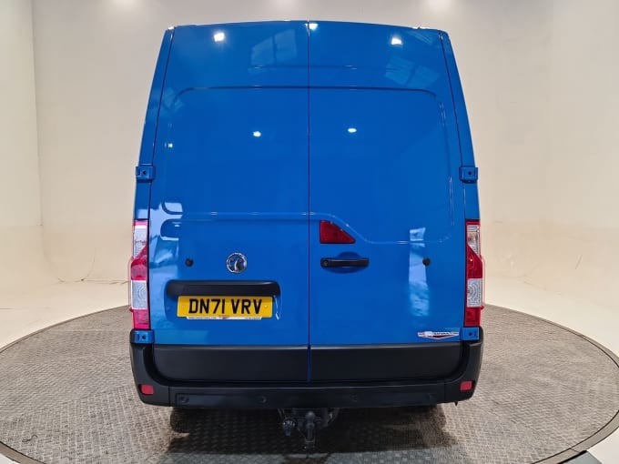 2025 Vauxhall Movano