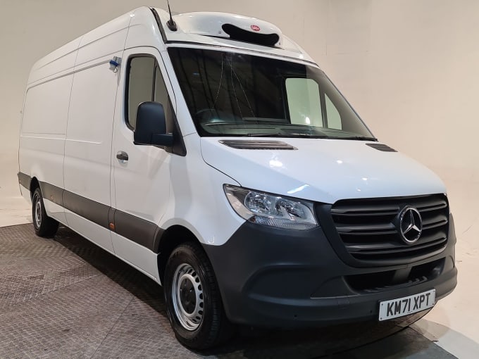 2025 Mercedes-benz Sprinter