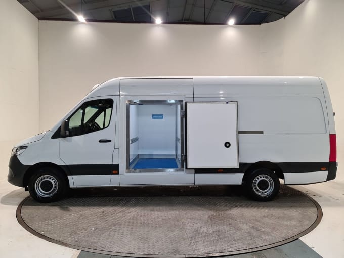 2025 Mercedes-benz Sprinter