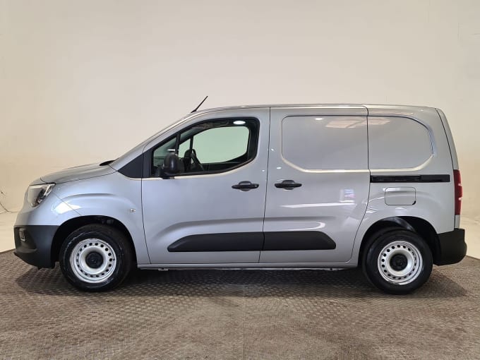 2025 Vauxhall Combo