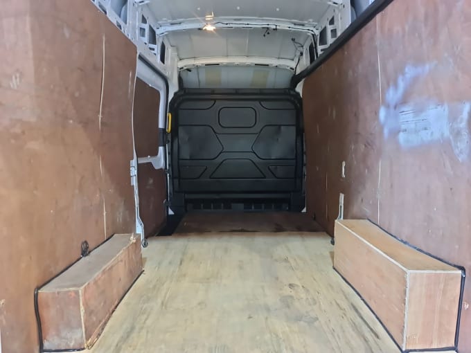 2025 Ford Transit