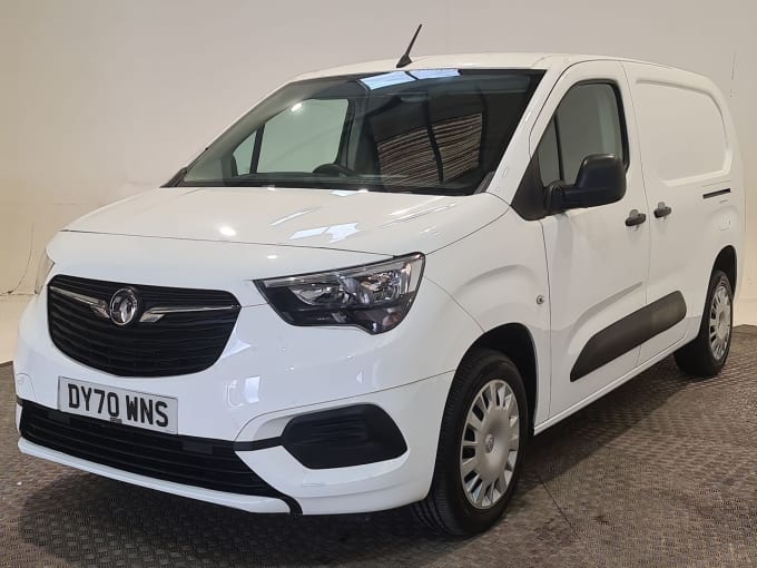 2025 Vauxhall Combo