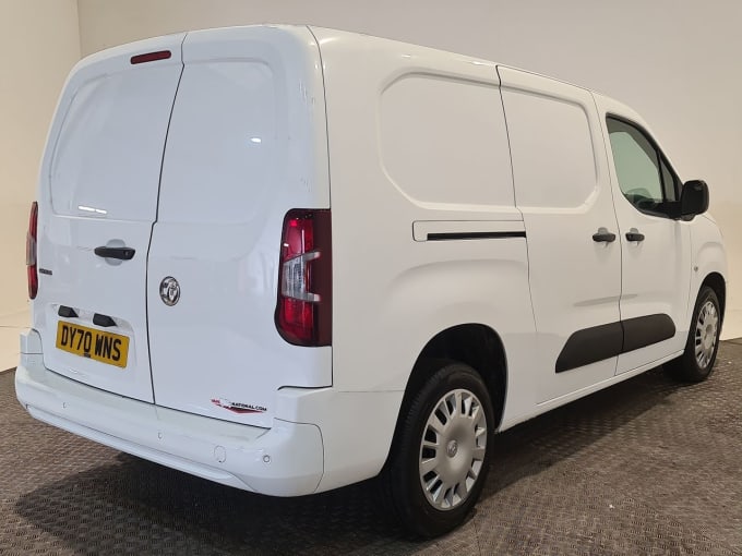 2025 Vauxhall Combo