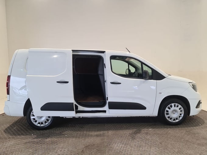 2025 Vauxhall Combo