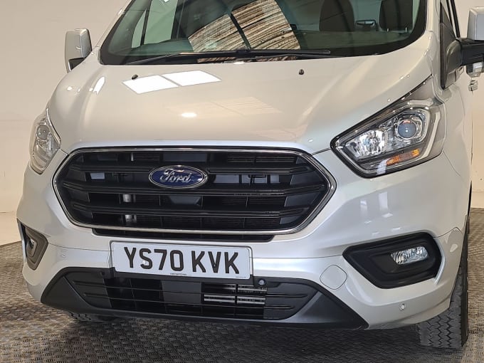 2025 Ford Transit Custom