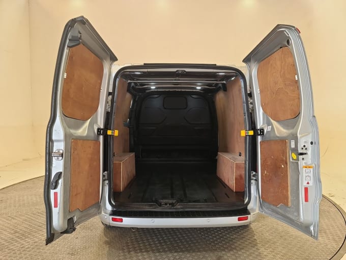 2025 Ford Transit Custom