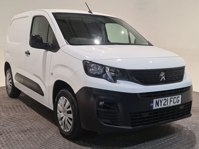 2025 Peugeot Partner